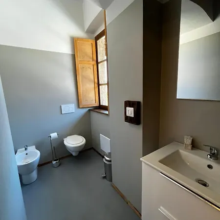 招待所 La Della Mandria 维纳利亚瑞勒