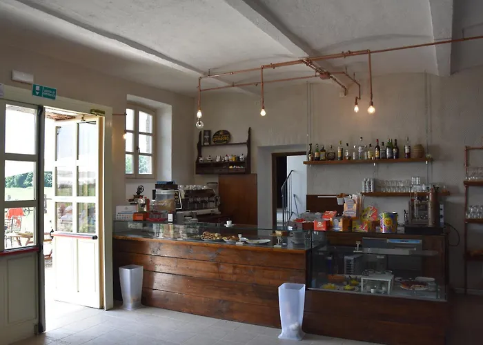 La Della Mandria Πανσιόν 3*